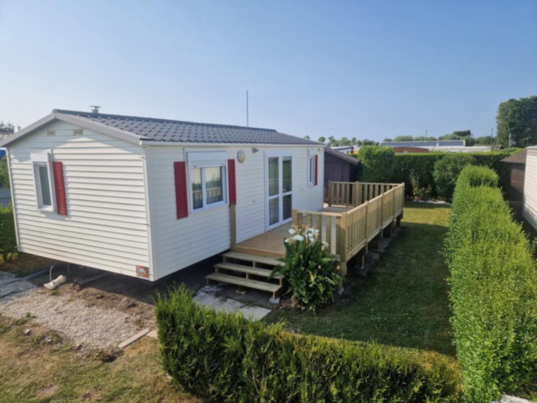 Mobil home sur emplacement bord de mer proche de Bray dunes
