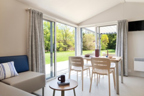 Mobil home de marque française deux chambres : BERGAME 76.2 BAHIA 81.2 2026 : Séjour