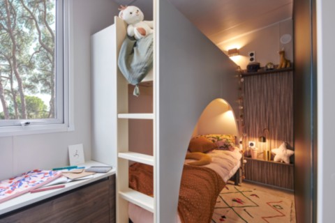 OTELLO 106.3 2026 : Chambre enfant avec lit superposé